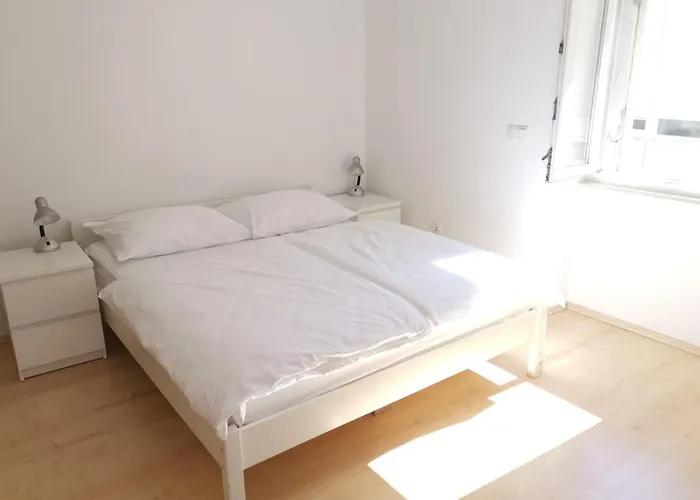 Modern Studio In A Superb Location